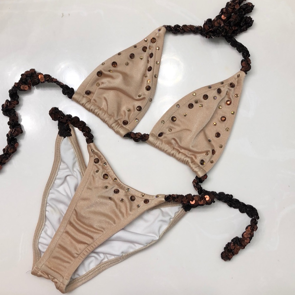 Peach Buns Bikini size Small